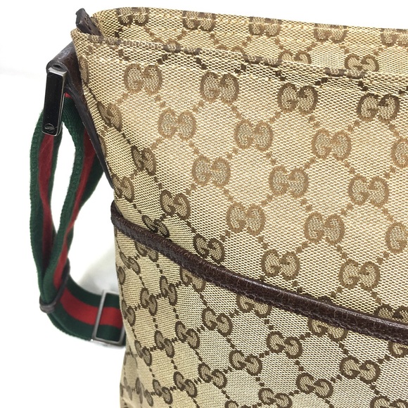 Authentic Gucci unisex messenger bag - Picture 6 of 16